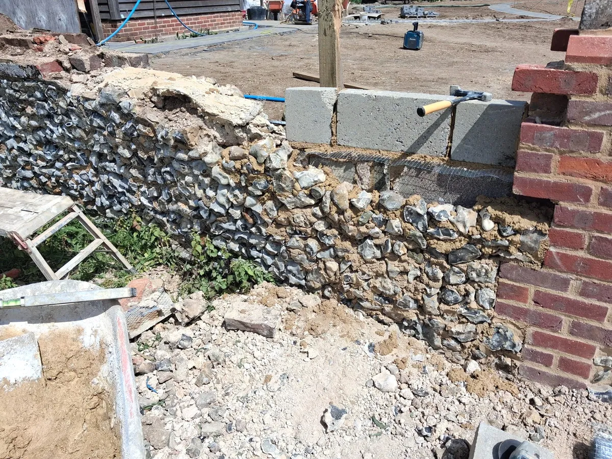 Heritage chimney repointing and rebuild in St Albans